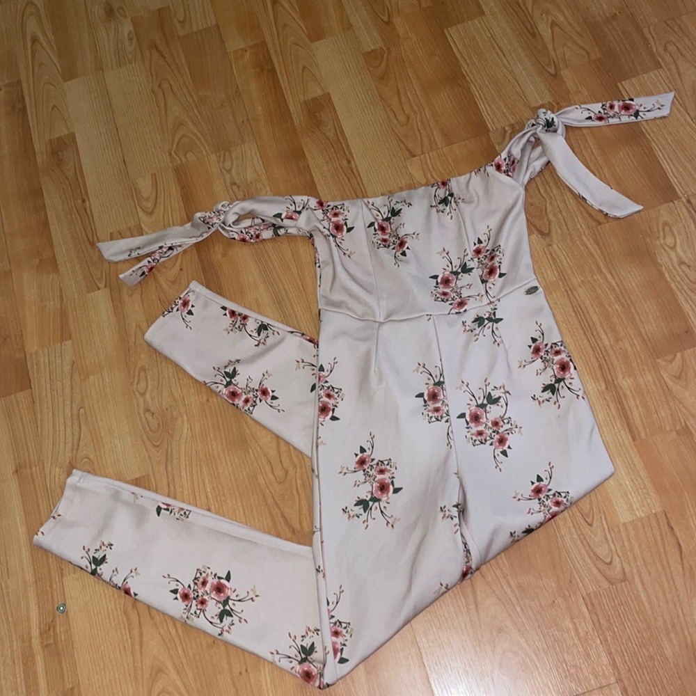 Guess lovely jumpsuit 💕